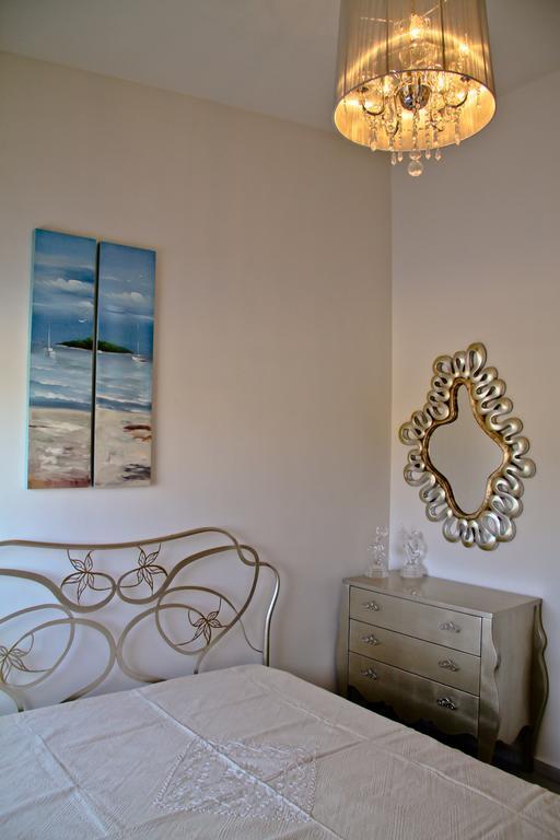 Sea View Beachfront Villa Maria Gouvai Exteriör bild